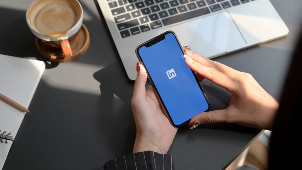 Guide Complet pour Optimiser Votre Profil LinkedIn